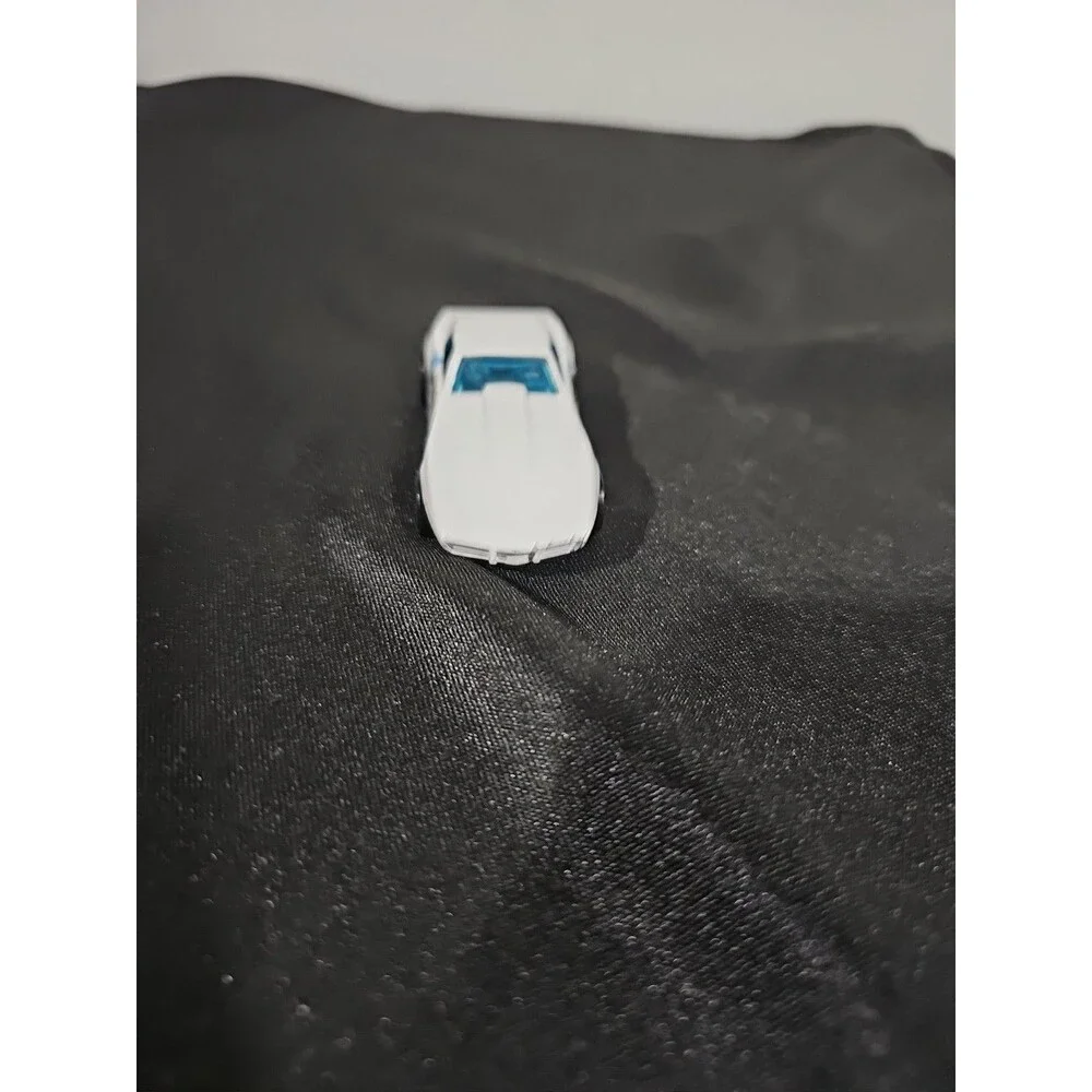 HOT WHEELS 1975 CORVETTE STINGRAY WHITE SURF SHOP EXPRESS~EXCELLENT